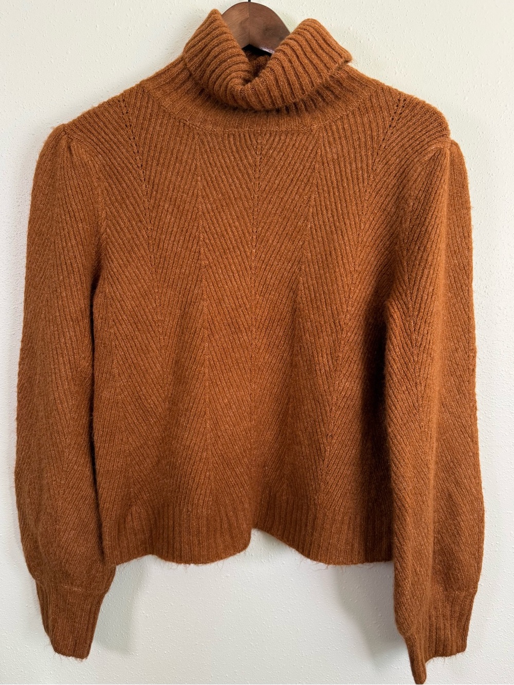Lulus Rust Brown Chevron Knit Turtleneck Sweater NWT Size S